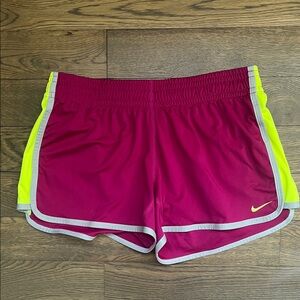 Nike Athletic Shorts Women’s Size Medium